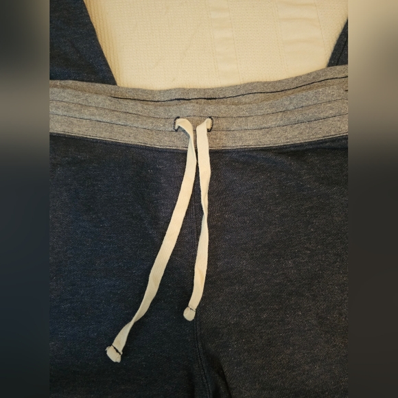 Old Navy Plus Size Pants - Picture 4 of 5